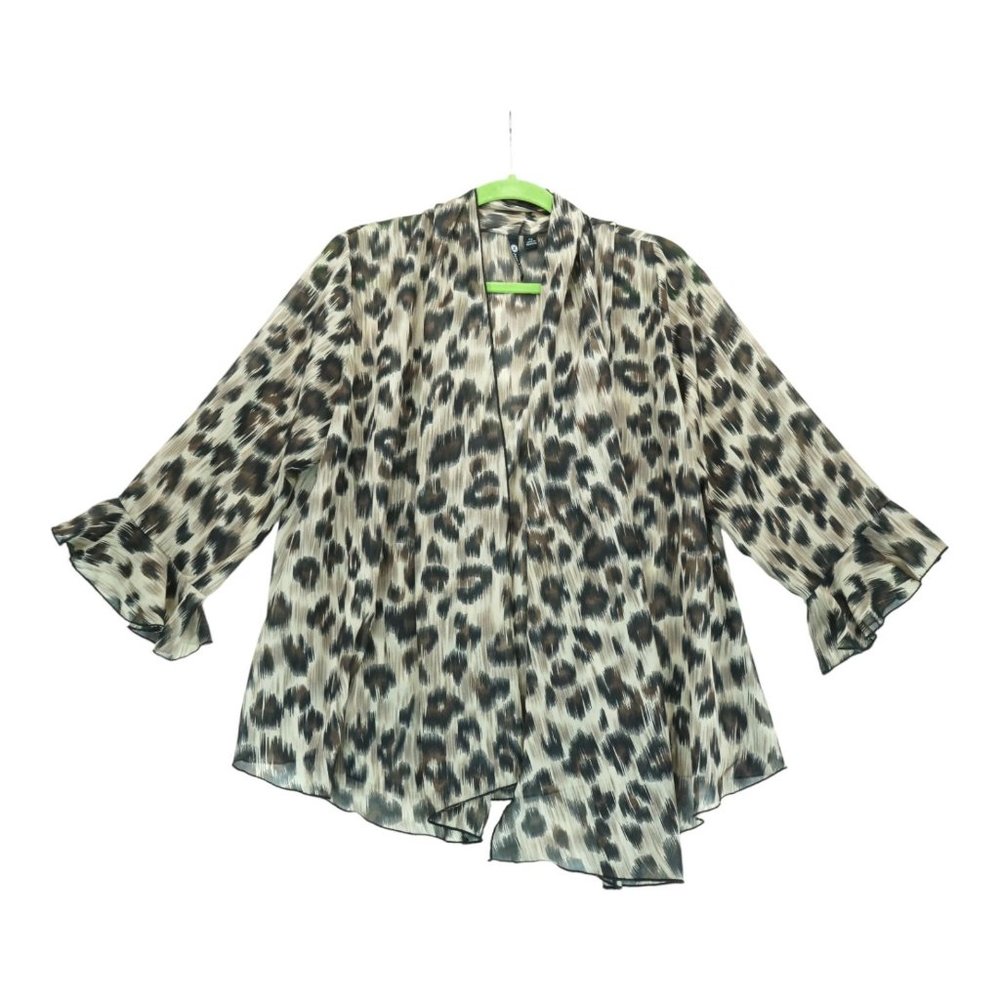 Milano Women's Button Up Top Size XL Leopard Print Bell Sleeve Asymmetric